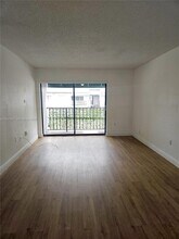 7423 SW 152nd Ave in Miami, FL - Building Photo - Building Photo