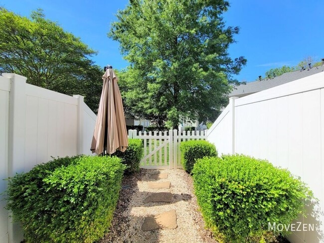 1812 Lela Avenue in Charlotte, NC - Building Photo - Building Photo