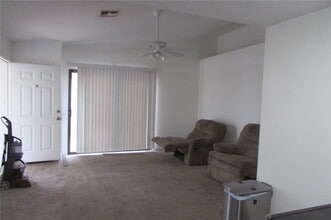 2440 Lakeside Dr in Bullhead City, AZ - Building Photo - Building Photo