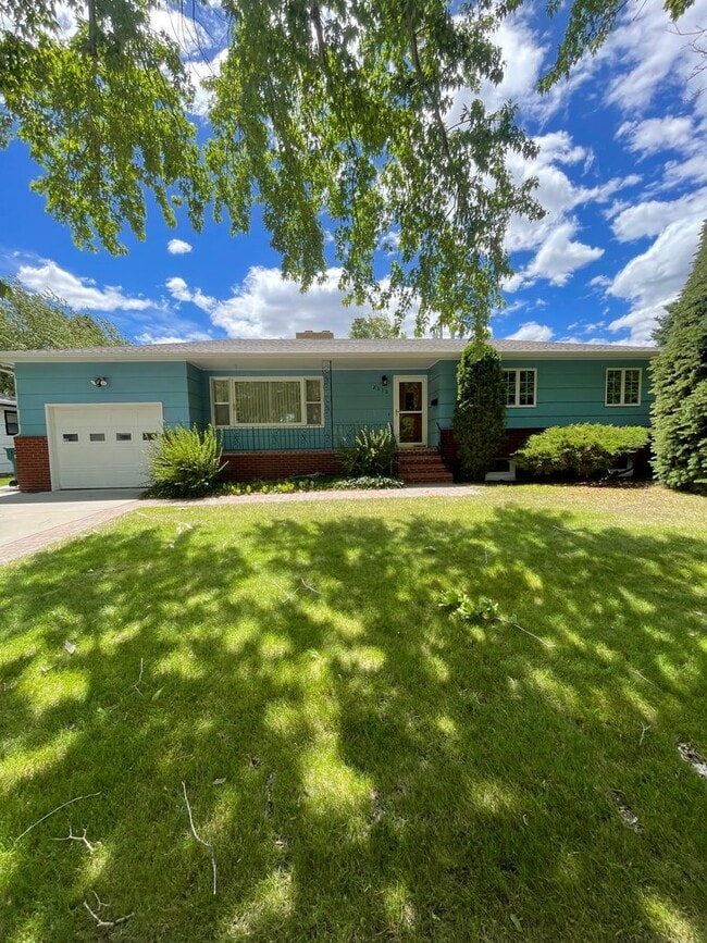 property at 2310 Fox Dr