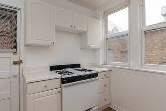 4409 N Kenneth Ave in Chicago, IL - Building Photo - Building Photo