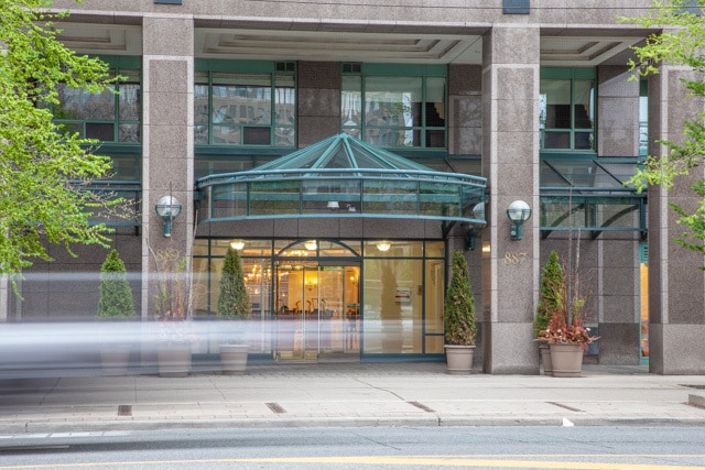 property at 889-889 Bay St.