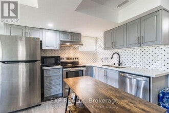 30 Drew Brown Blvd in Orangeville, ON - Building Photo - Building Photo