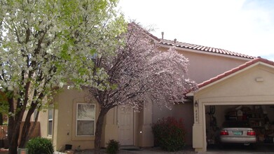 4200 Altura Vista Ln NE in Albuquerque, NM - Foto de edificio - Building Photo