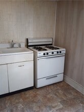 741 W Church St in Elmira, NY - Building Photo - Building Photo