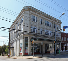 401 Lincoln Ave in Bellevue, PA - Foto de edificio - Building Photo