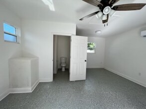 4401 Atwood Dr in Tampa, FL - Building Photo - Building Photo