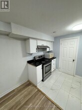 28 Bramhall Ct in Brampton, ON - Building Photo - Building Photo