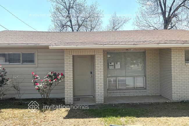 property at 221 Ellis St