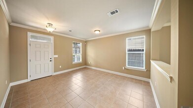 13819 Stone Gate Dr in Baton Rouge, LA - Building Photo - Building Photo
