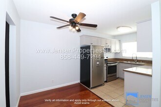6602 Beadnell Way in San Diego, CA - Building Photo - Building Photo