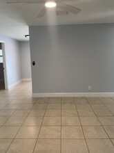 3465 48th Ln S in Lake Worth Beach, FL - Building Photo - Building Photo