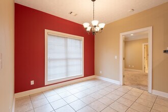 Shadow Bend Lane in Auburn, AL - Building Photo - Building Photo