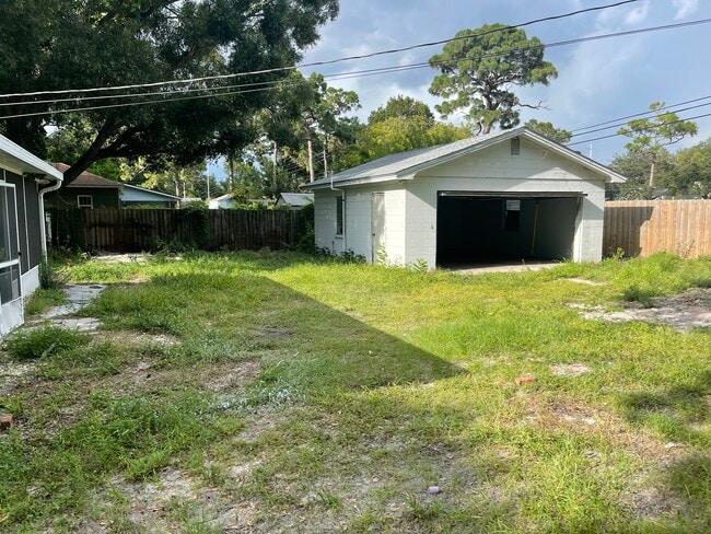 3101 29th St N in St. Petersburg, FL - Foto de edificio - Building Photo