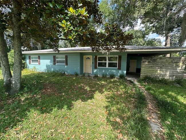 property at 1121 SE 30th Ave