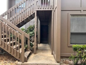 5409 Pine Creek Dr in Orlando, FL - Building Photo - Building Photo