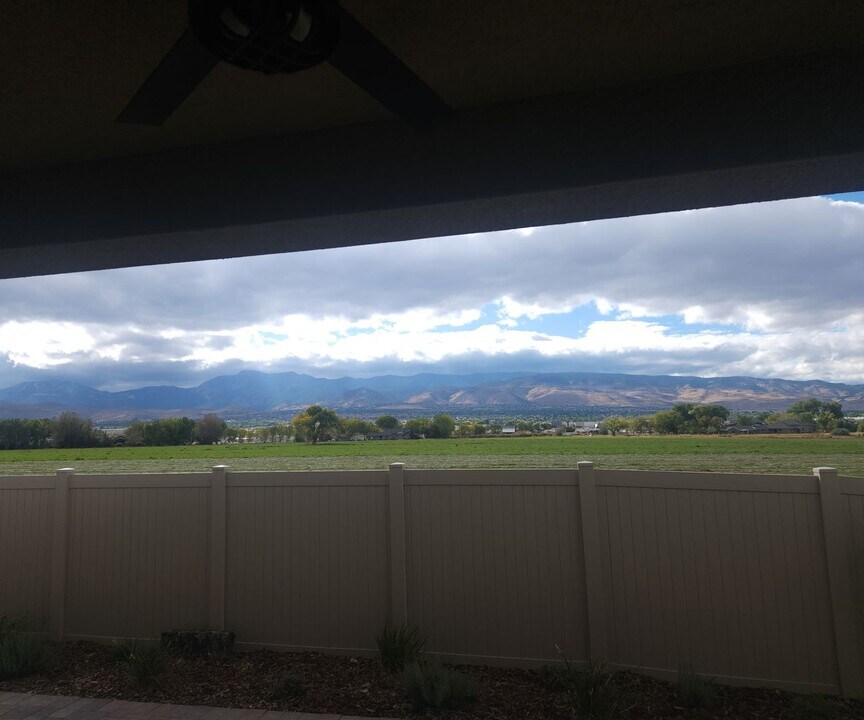 11187 Freedom Range Ln in Reno, NV - Building Photo