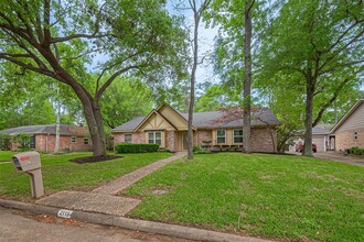 2119 Riverlawn Dr in Humble, TX - Building Photo - Building Photo