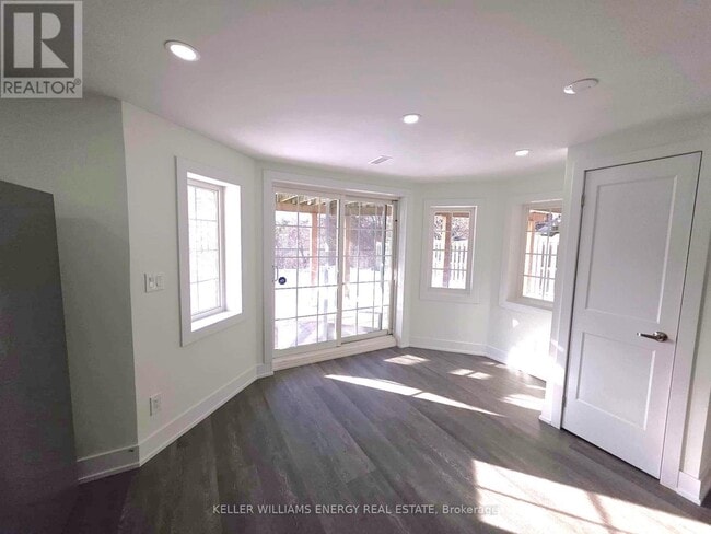 131 Root Crescent in Ajax, ON - Building Photo - Building Photo