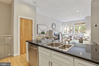 2363 Champlain St NW in Washington, DC - Building Photo - Building Photo
