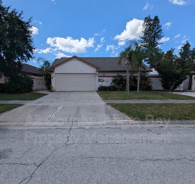 property at 10914 Landon Ln