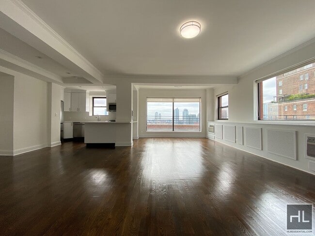 property at 20 Beekman Pl