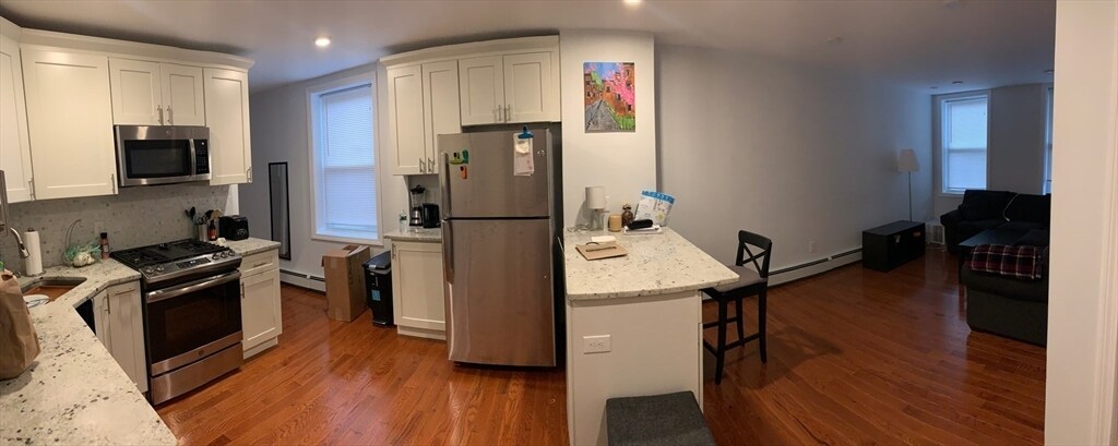 117 Orleans St in Boston, MA - Building Photo