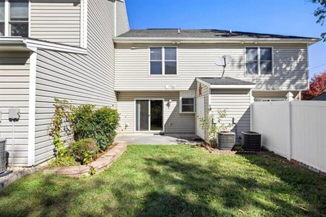 730 Camelot Ln in Harrisonburg, VA - Building Photo - Building Photo