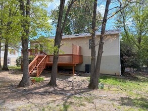 111 Everette Pl in Winchester, VA - Building Photo - Building Photo