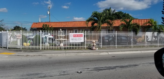 East Hialeah Triplex