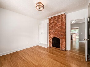 574 Seymour Ave in Columbus, OH - Foto de edificio - Building Photo