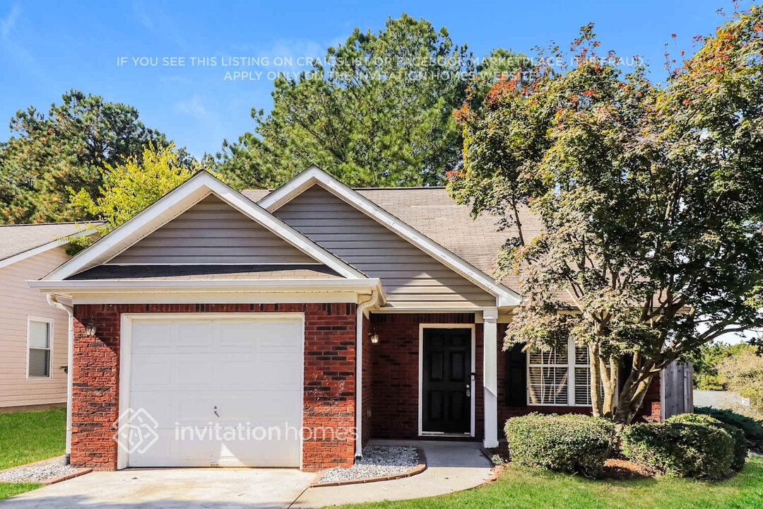 145 Stoneforest Dr in Woodstock, GA - Building Photo