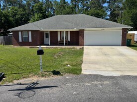 1705 Pahl Ct in Fort Walton Beach, FL - Building Photo