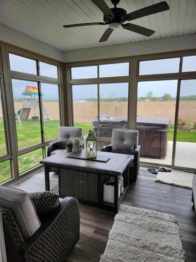 5600 Bear Creek Pass in Auburn, IN - Building Photo - Building Photo