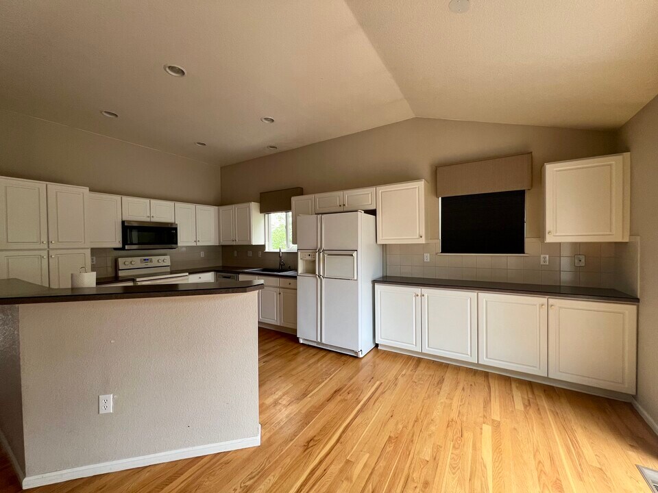 1848 S Tamarac St in Denver, CO - Building Photo