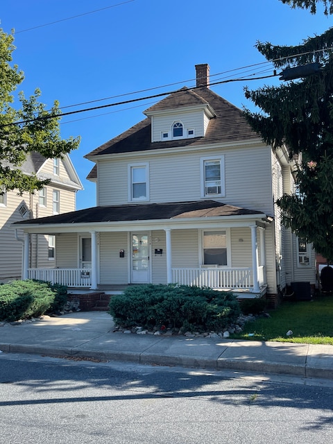 property at 214.5 Maryland Ave
