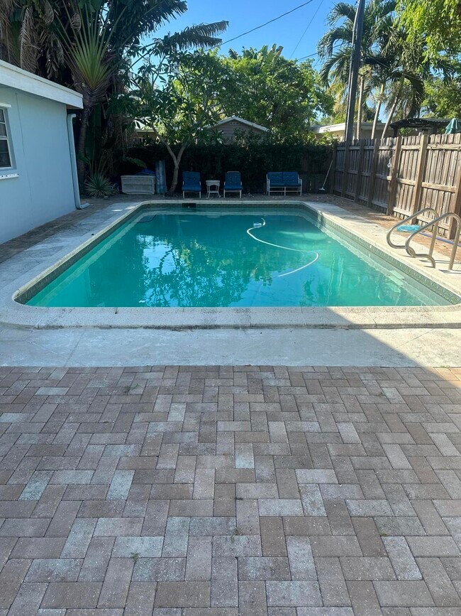property at 33xx SW 16th St