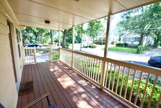 1385 Elizabeth Ln in Atlanta, GA - Building Photo - Building Photo