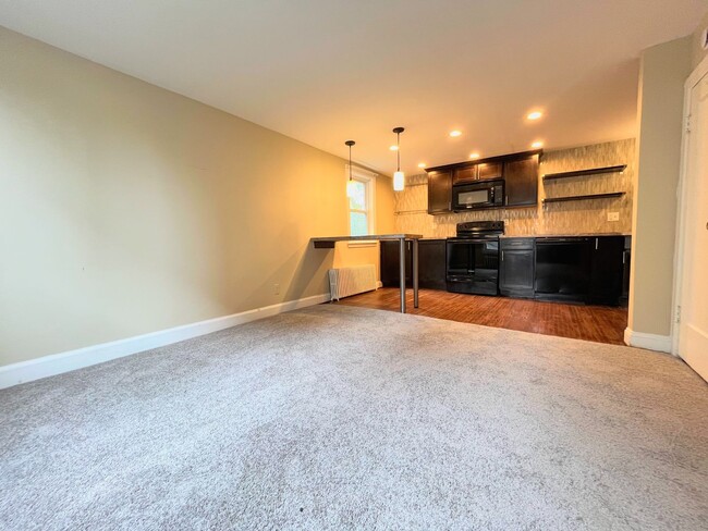 property at 104 York St