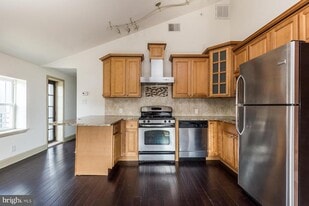 1600 Frankford Ave in Philadelphia, PA - Building Photo