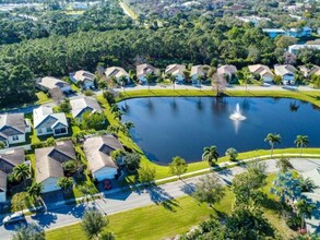 253 SW Coconut Key Way in Port St. Lucie, FL - Building Photo - Building Photo