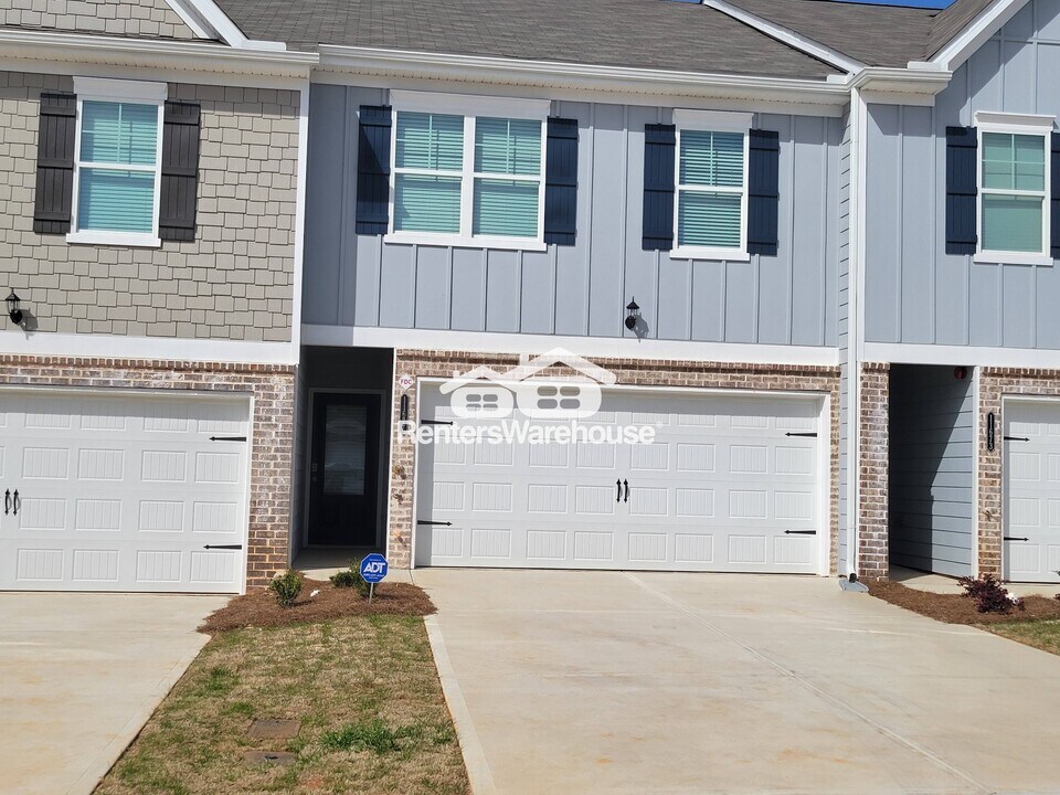 11677 Mendenhall Ct in Hampton, GA - Building Photo