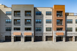 Avenue C Apartments in Billings, MT - Foto de edificio - Building Photo