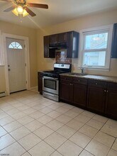 107 Beaumont Pl in Newark, NJ - Building Photo - Building Photo