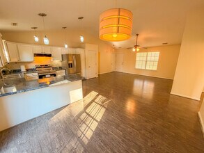 116 Whipple Ln in Taylors, SC - Building Photo - Building Photo