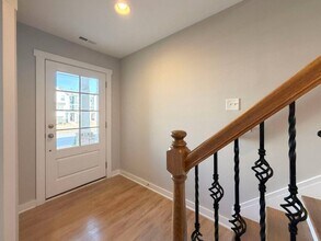 6623 Perry Creek Rd in Raleigh, NC - Building Photo - Building Photo