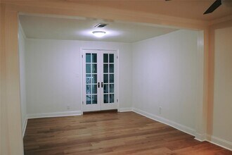 4804 Caswell Ave in Austin, TX - Building Photo - Building Photo