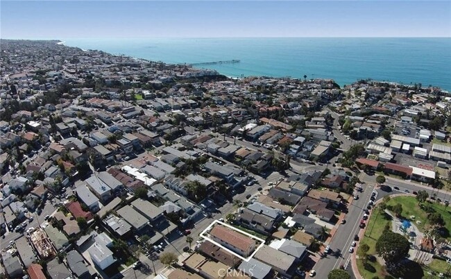 138 W Canada in San Clemente, CA - Building Photo - Building Photo