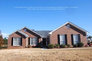 3350 Summit Pl Dr in Loganville, GA - Building Photo