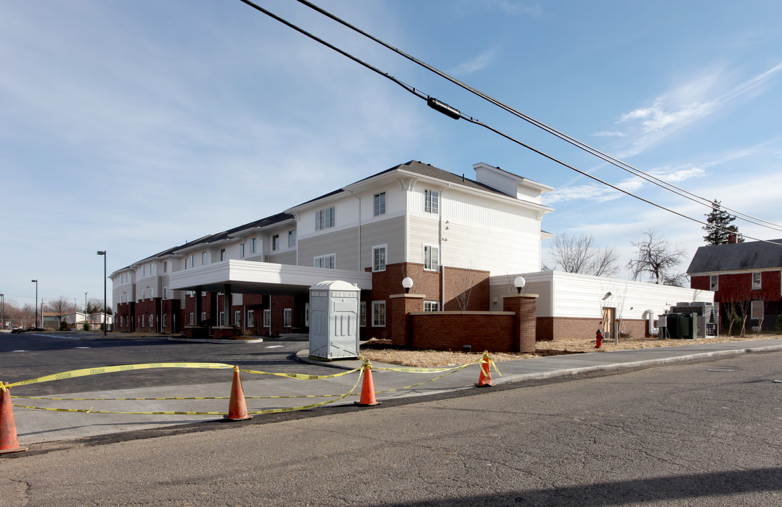 1114 Gonder Ave SE in Canton, OH - Building Photo